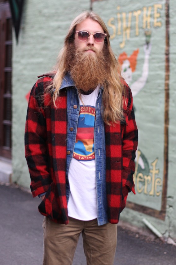 Men's Street Style: Flannel + Denim